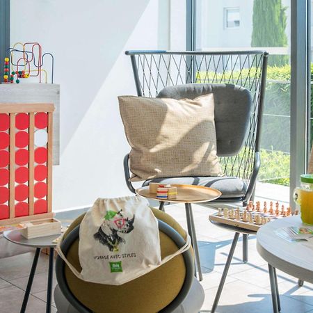 Ibis Styles Pertuis Portes Du Luberon Luaran gambar