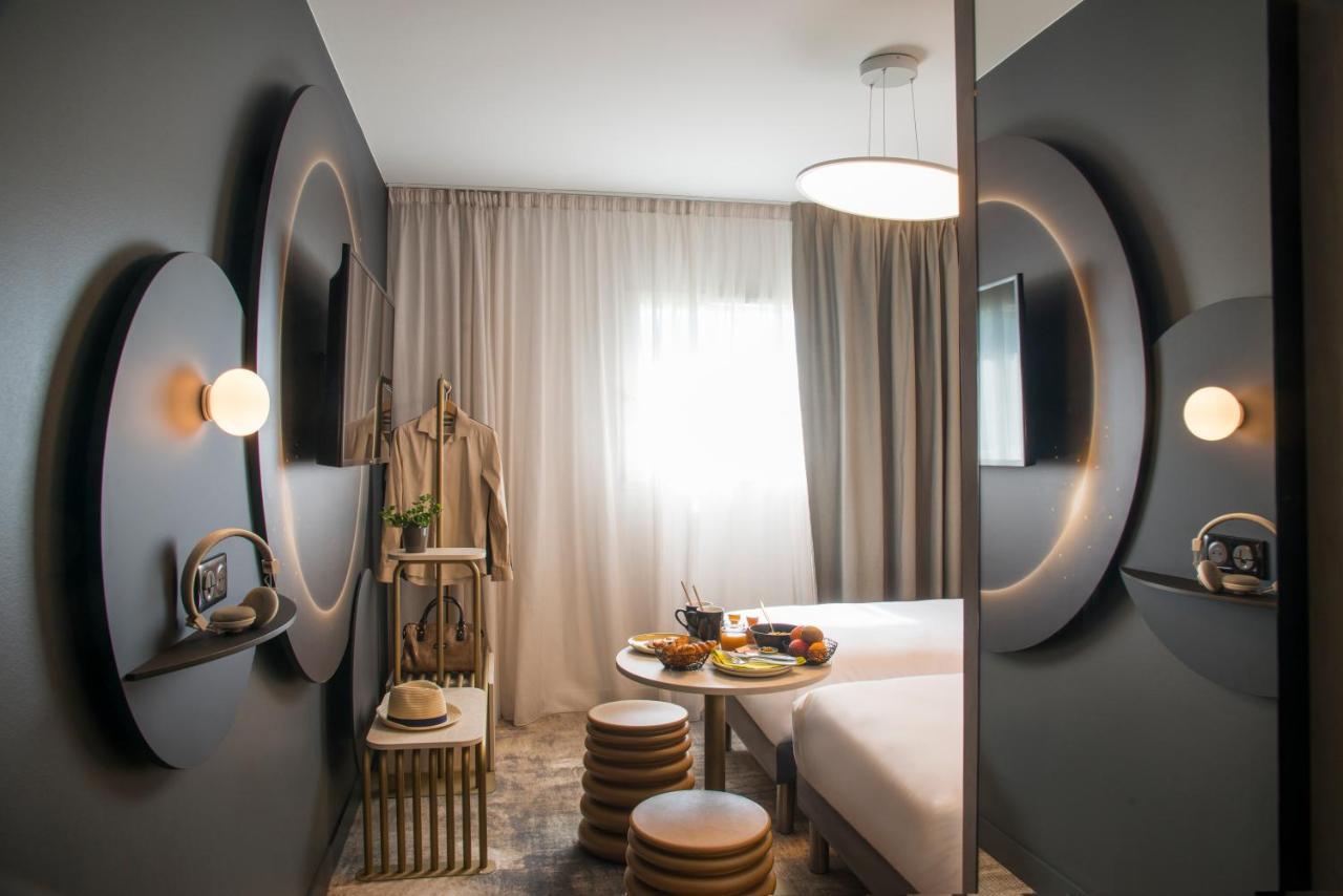 Ibis Styles Pertuis Portes Du Luberon Luaran gambar