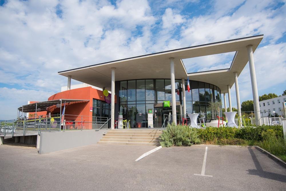 Ibis Styles Pertuis Portes Du Luberon Luaran gambar