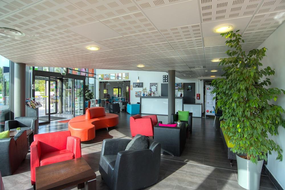Ibis Styles Pertuis Portes Du Luberon Luaran gambar