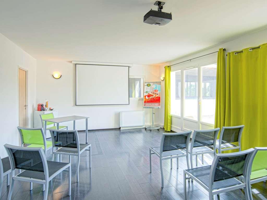 Ibis Styles Pertuis Portes Du Luberon Kemudahan gambar