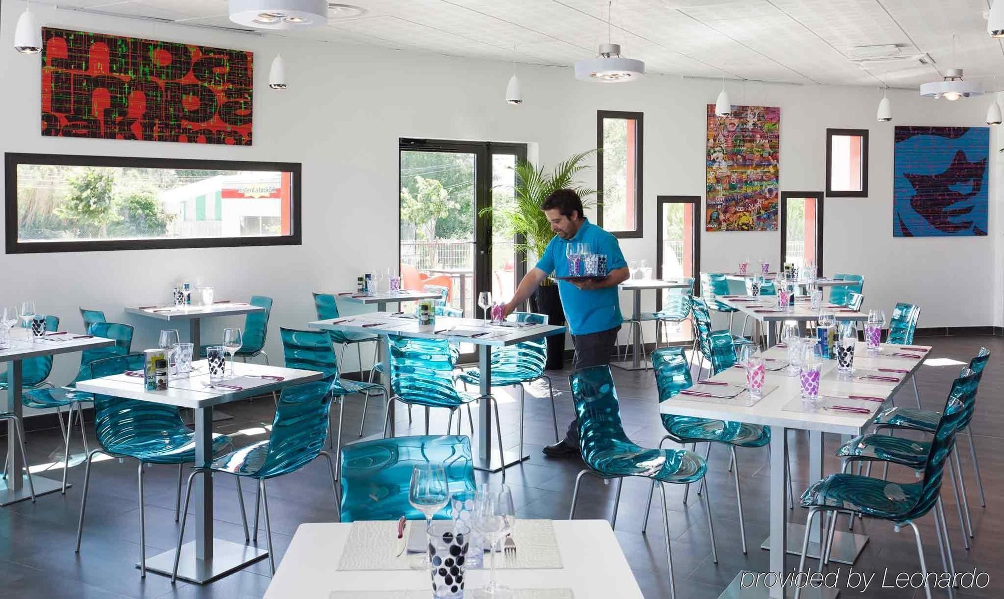 Ibis Styles Pertuis Portes Du Luberon Restoran gambar