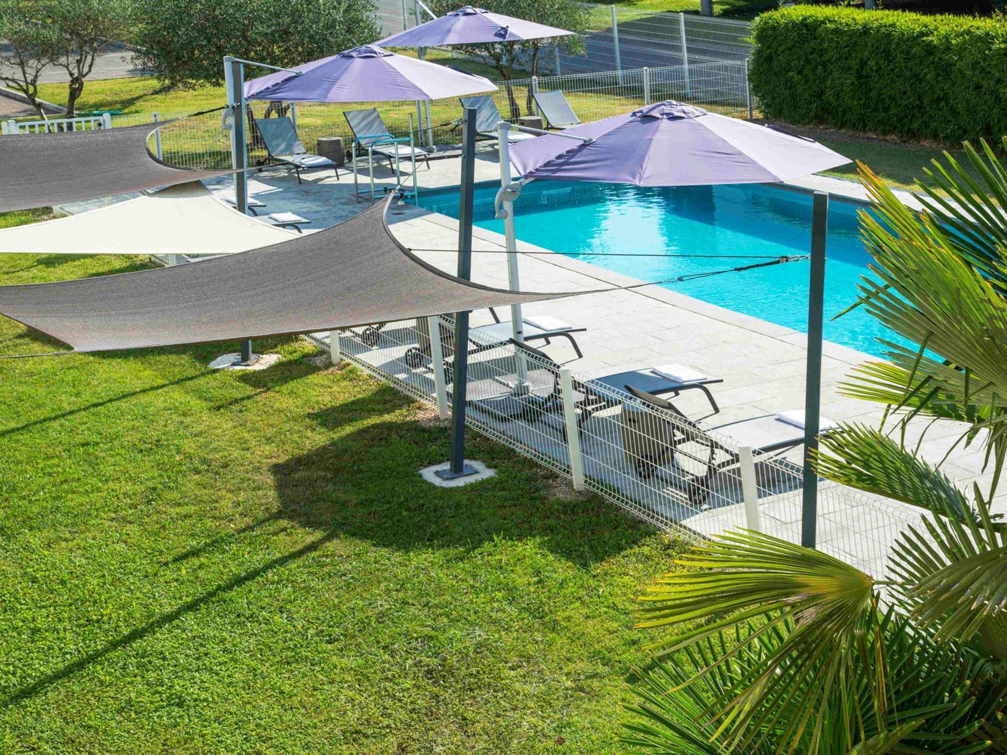 Ibis Styles Pertuis Portes Du Luberon Luaran gambar