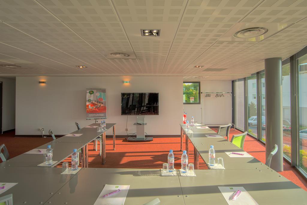 Ibis Styles Pertuis Portes Du Luberon Luaran gambar
